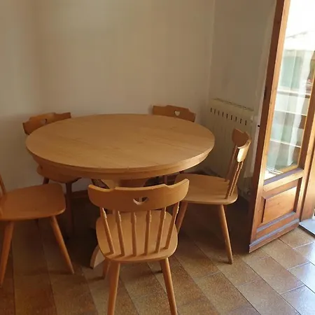 Dello Yeti, Le Regine, Apartment Abetone